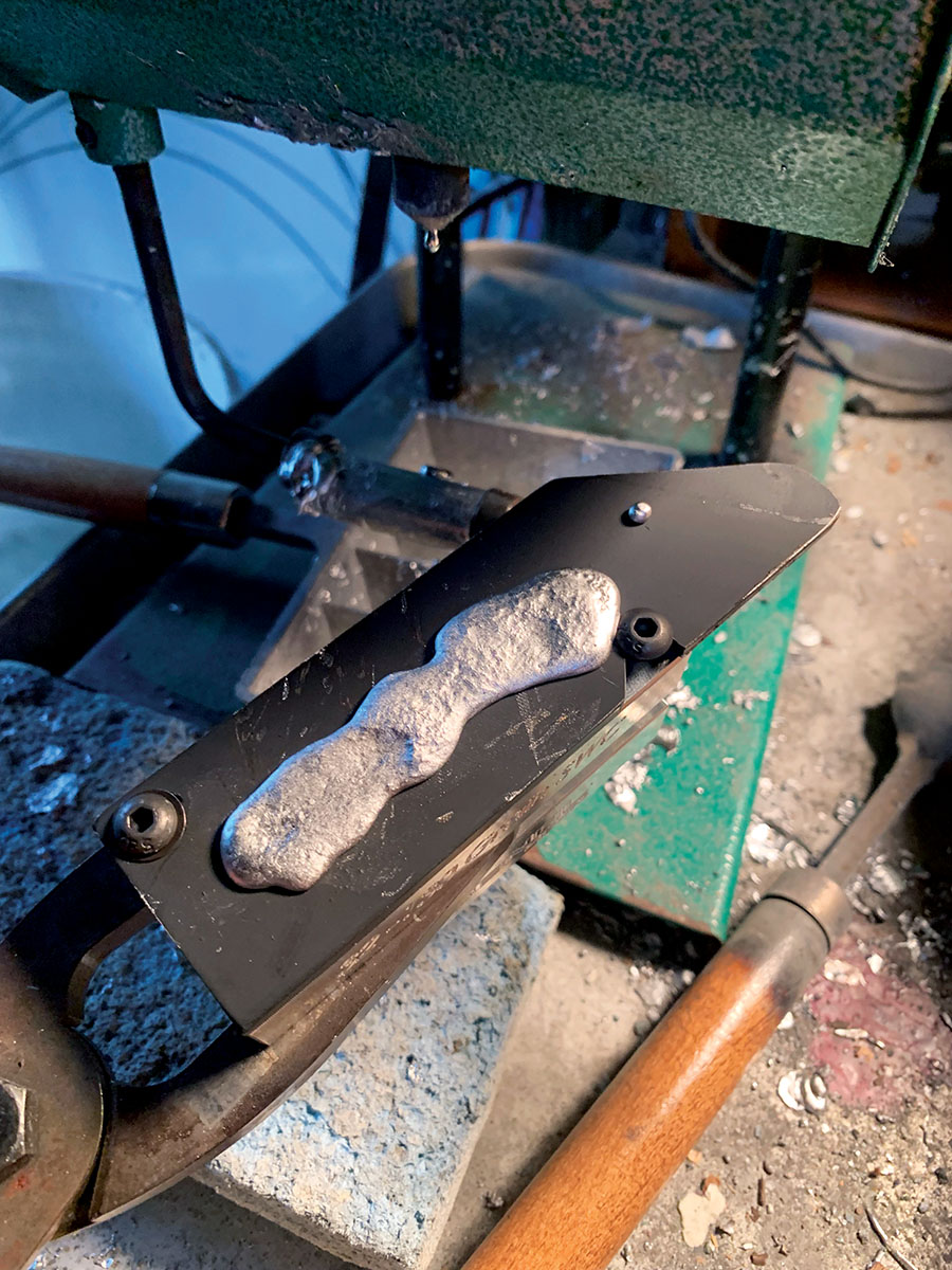 Don’t be stingy with your sprue puddle. This helps prevent air pockets in the bullets as they cool inside the cavity.